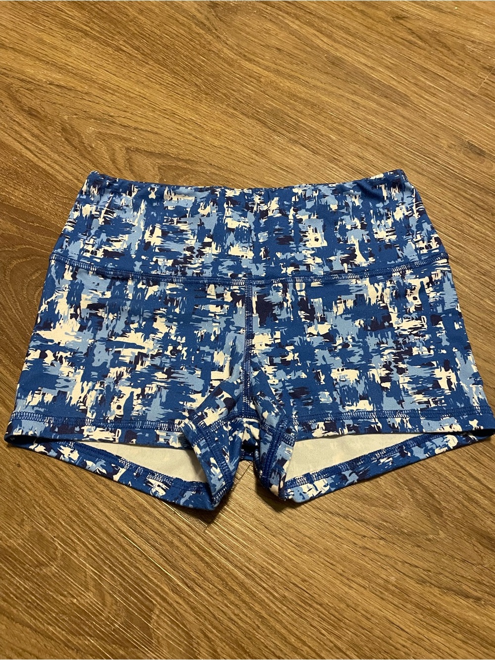 Fleo Blue & White Abstract Athletic Shorts